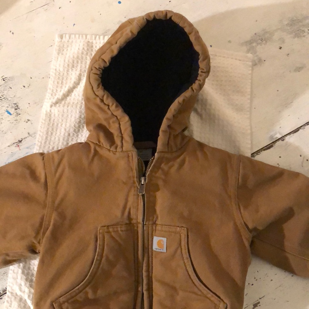 Carhartt 2t coat for a boy. Used.